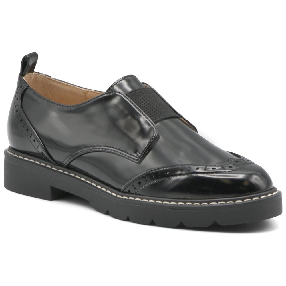 Adrienne Vittadini
Shanti Black Faux Patent Leather Loafers Size 10
